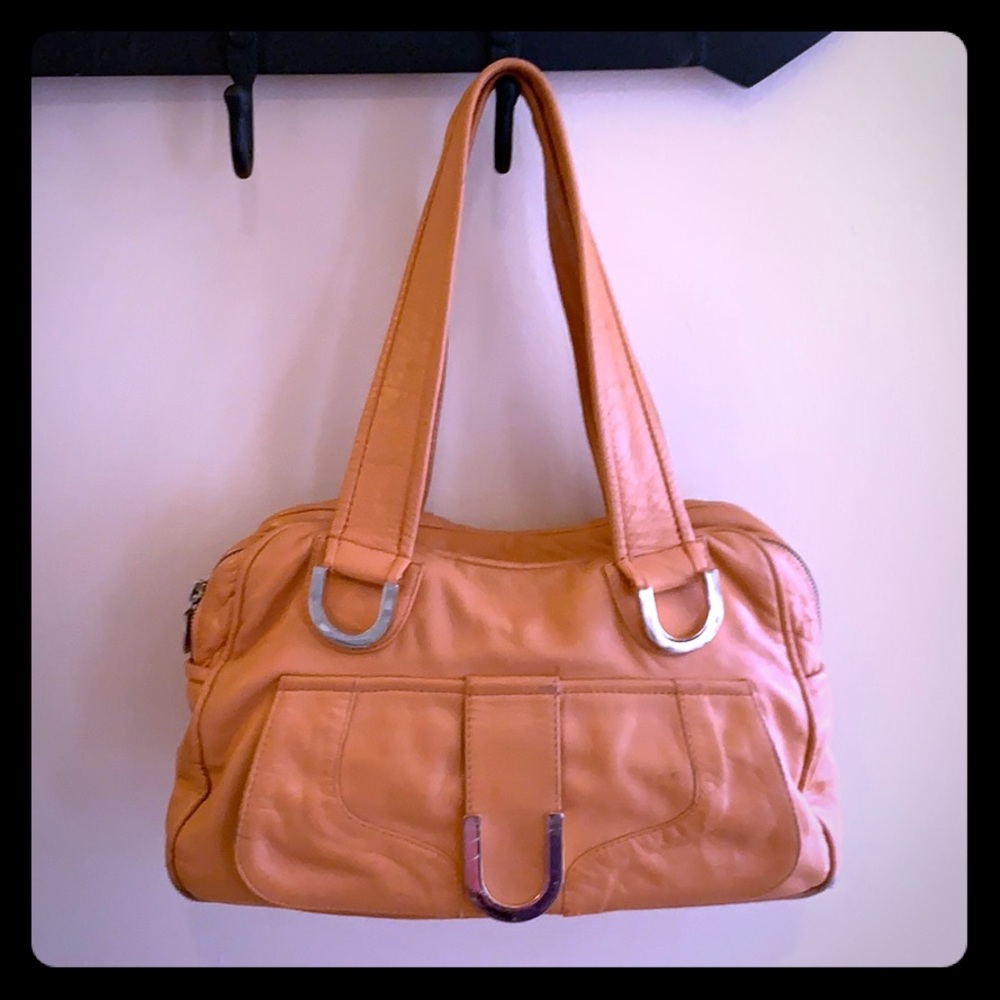 Coral Gustto leather bag